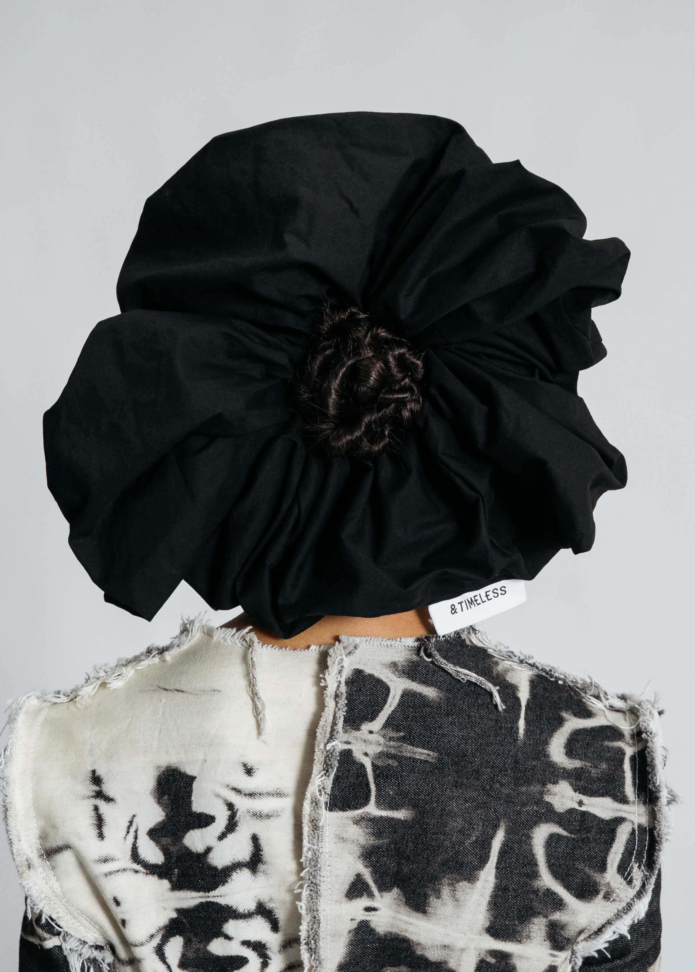 [SYSTEM ID: ERROR_238 – Infinite Loop Scrunchy]