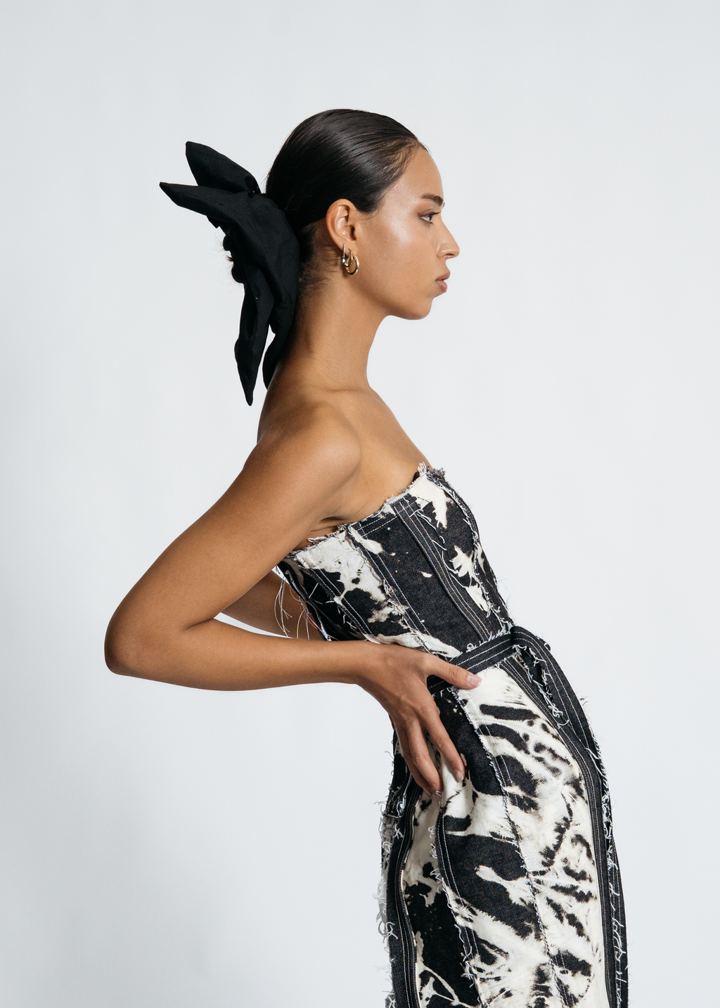 [SYSTEM ID: ERROR_400 – Black Rhythm Disrupted Corset]